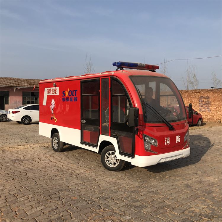 Camion dei pompieri completamente elettrico
